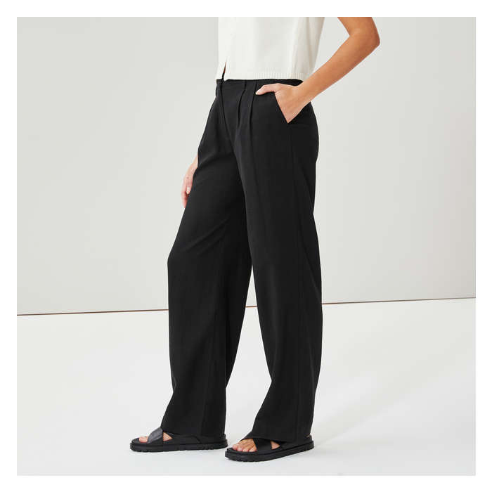 Aux Femmes Pantalon plissé en lin mélangé